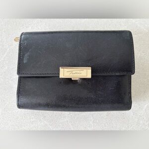 Tumi Vintage Black Leather Flap Wallet Classic Gold Signature Closure Luxury